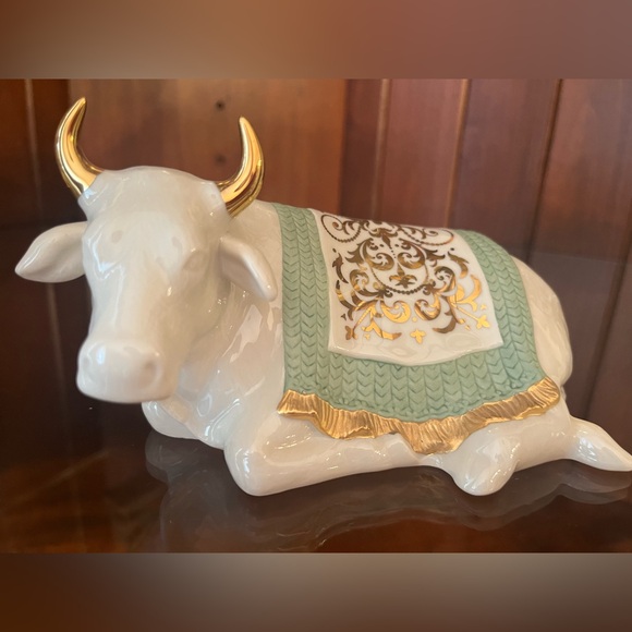 Lenox China First Blessing Nativity 15 Pieces - Picture 7 of 15